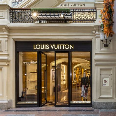 louis vuitton theft melbourne|Indonesian national arrested for allegedly stealing .